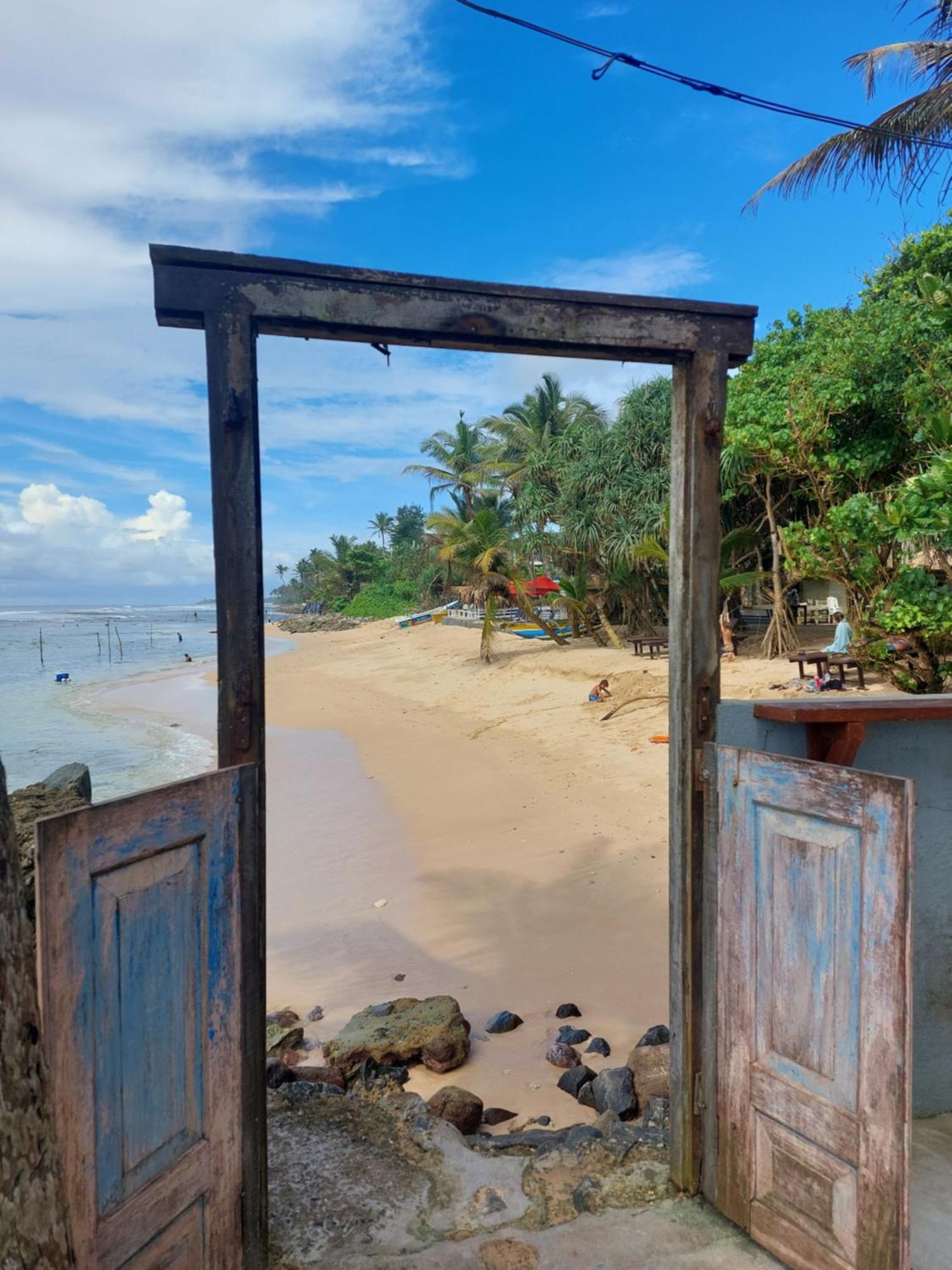 Beach Inns Holiday Resort Matara Exterior foto