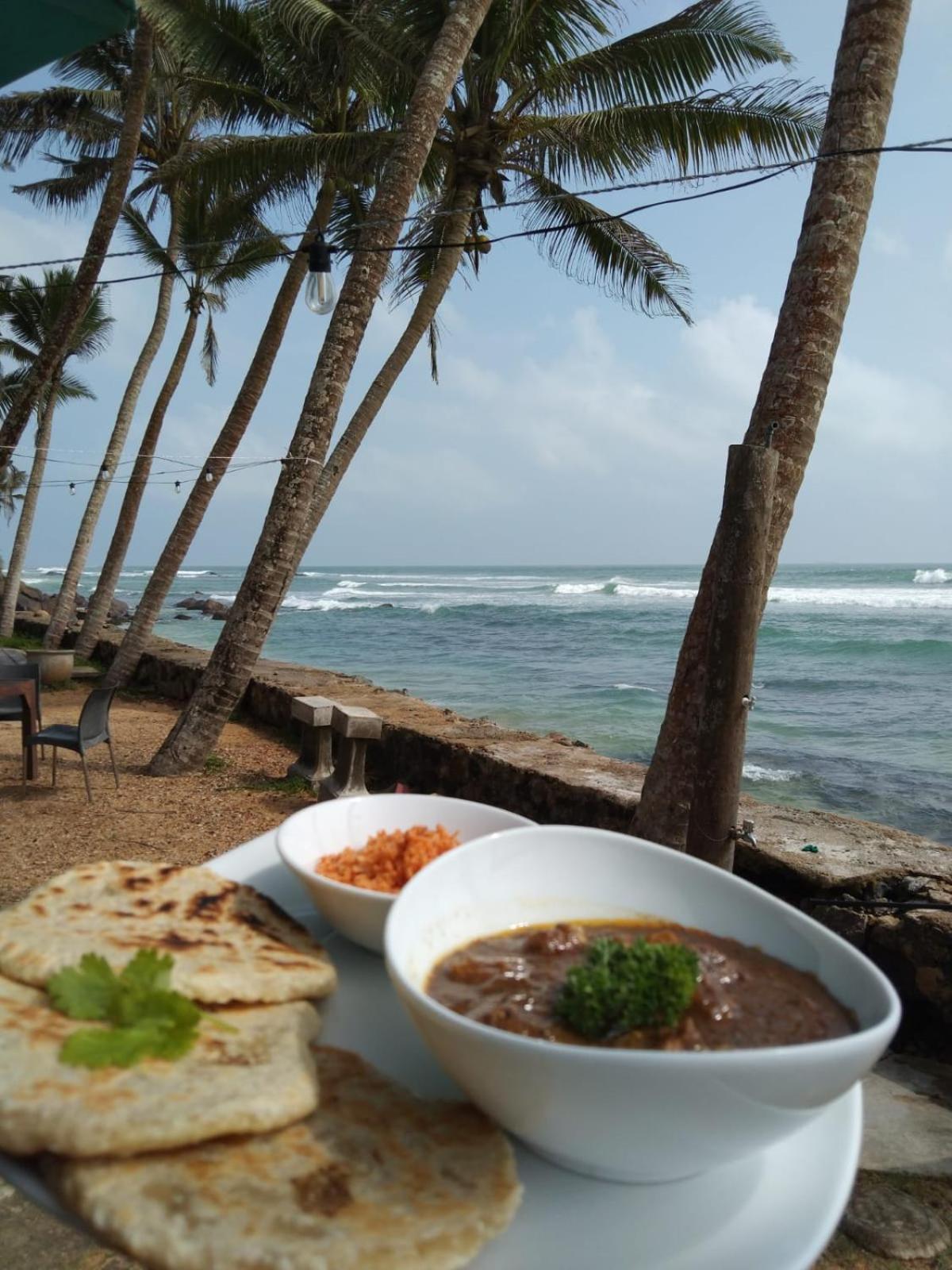 Beach Inns Holiday Resort Matara Exterior foto